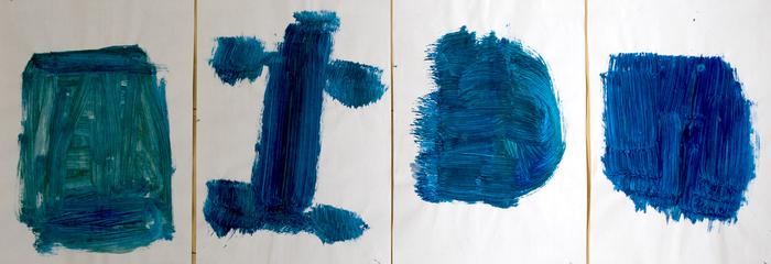 Mancino, astratto blu graffiato